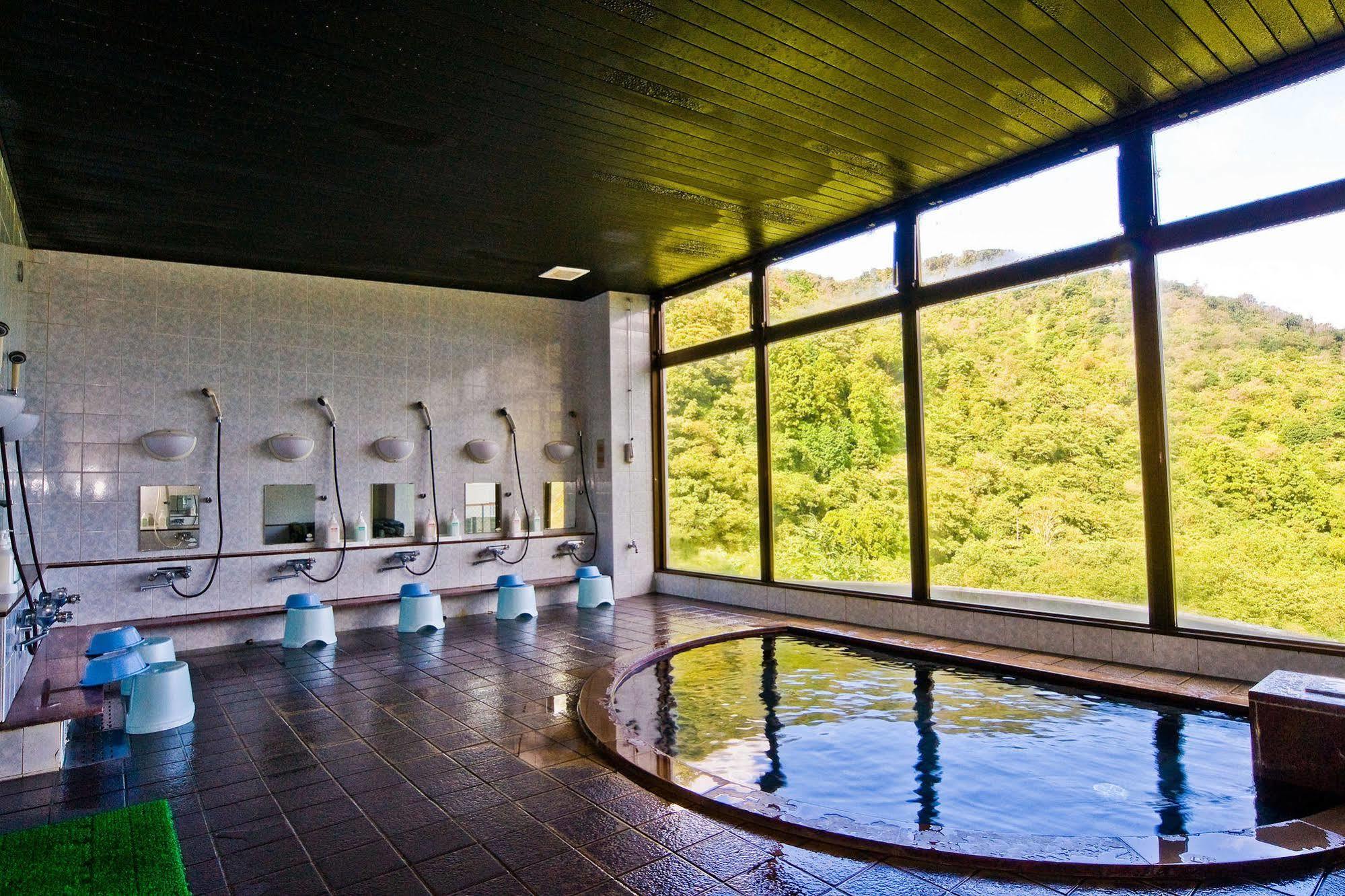 Yuzuruhaso Hotel Minamiawaji Bagian luar foto